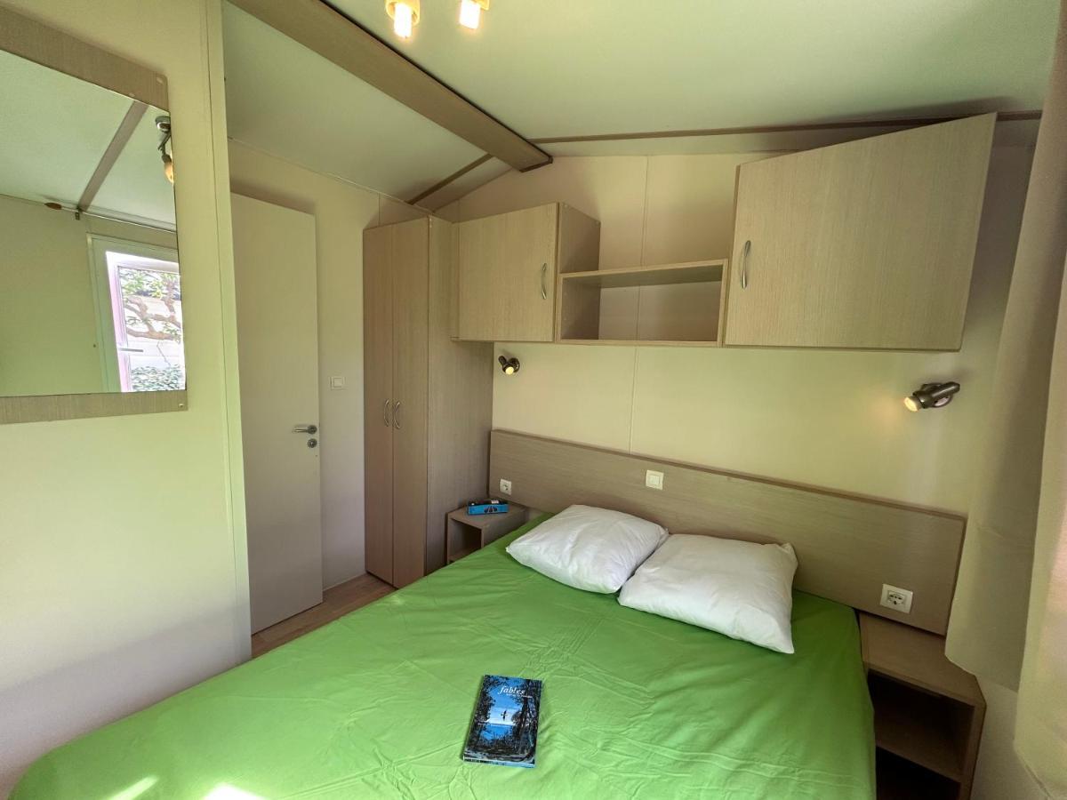 Les Mobil Homes De Naka, Une Entree Gratuite Pour La Reserve Africaine Пор-ла-Нувель Экстерьер фото